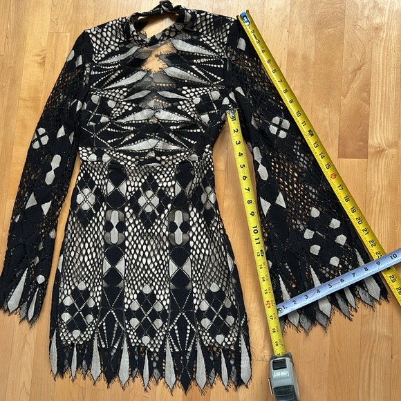 🐈‍⬛Deco Lace Mini Dress Black & Tan Patterned Lace—Free People/Urban Outfitters - Picture 13 of 17